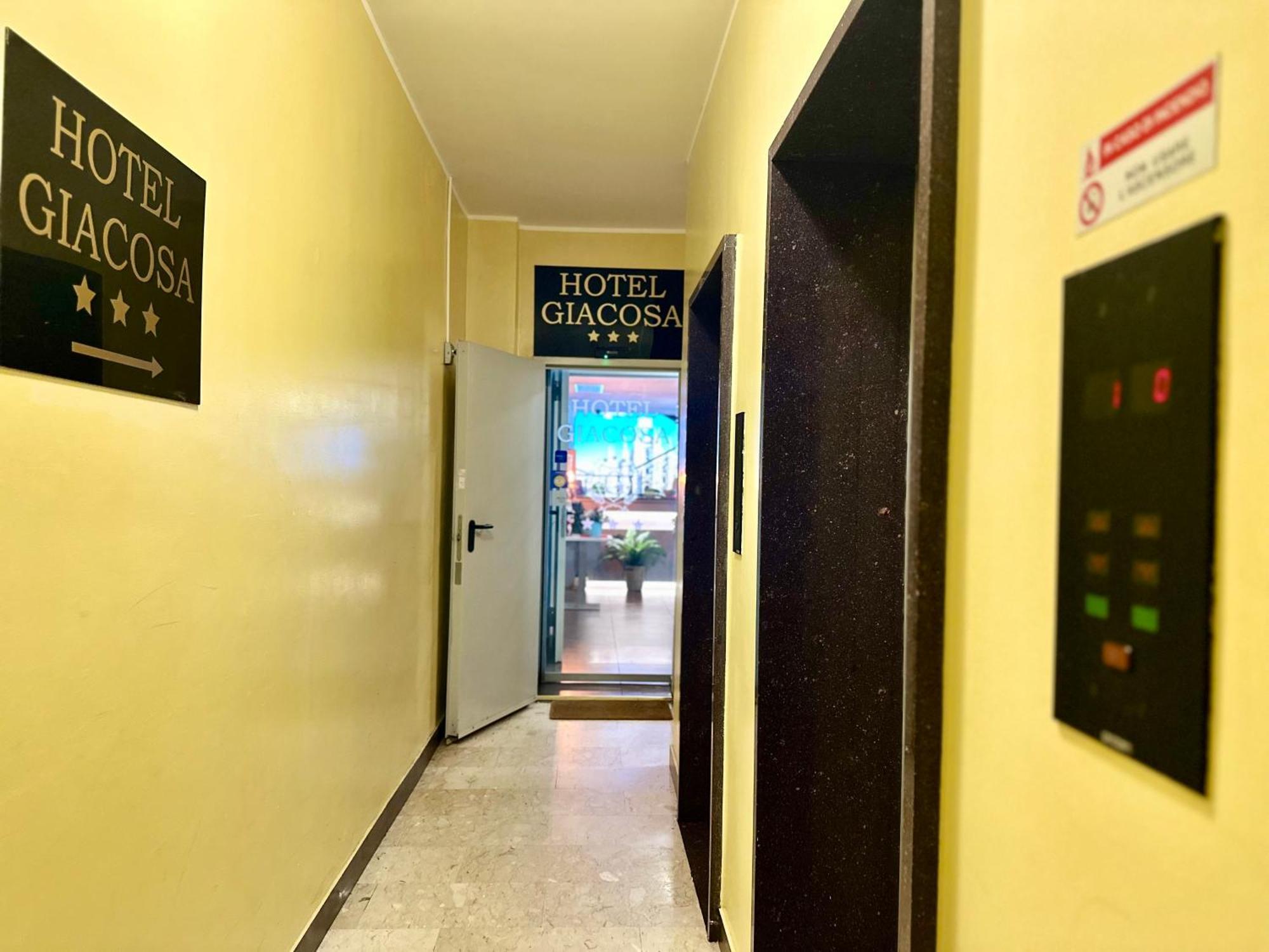 Hotel Giacosa ميلان المظهر الخارجي الصورة