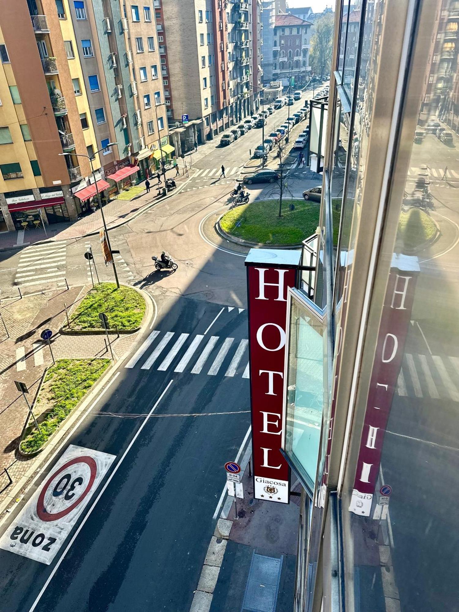 Hotel Giacosa ميلان المظهر الخارجي الصورة