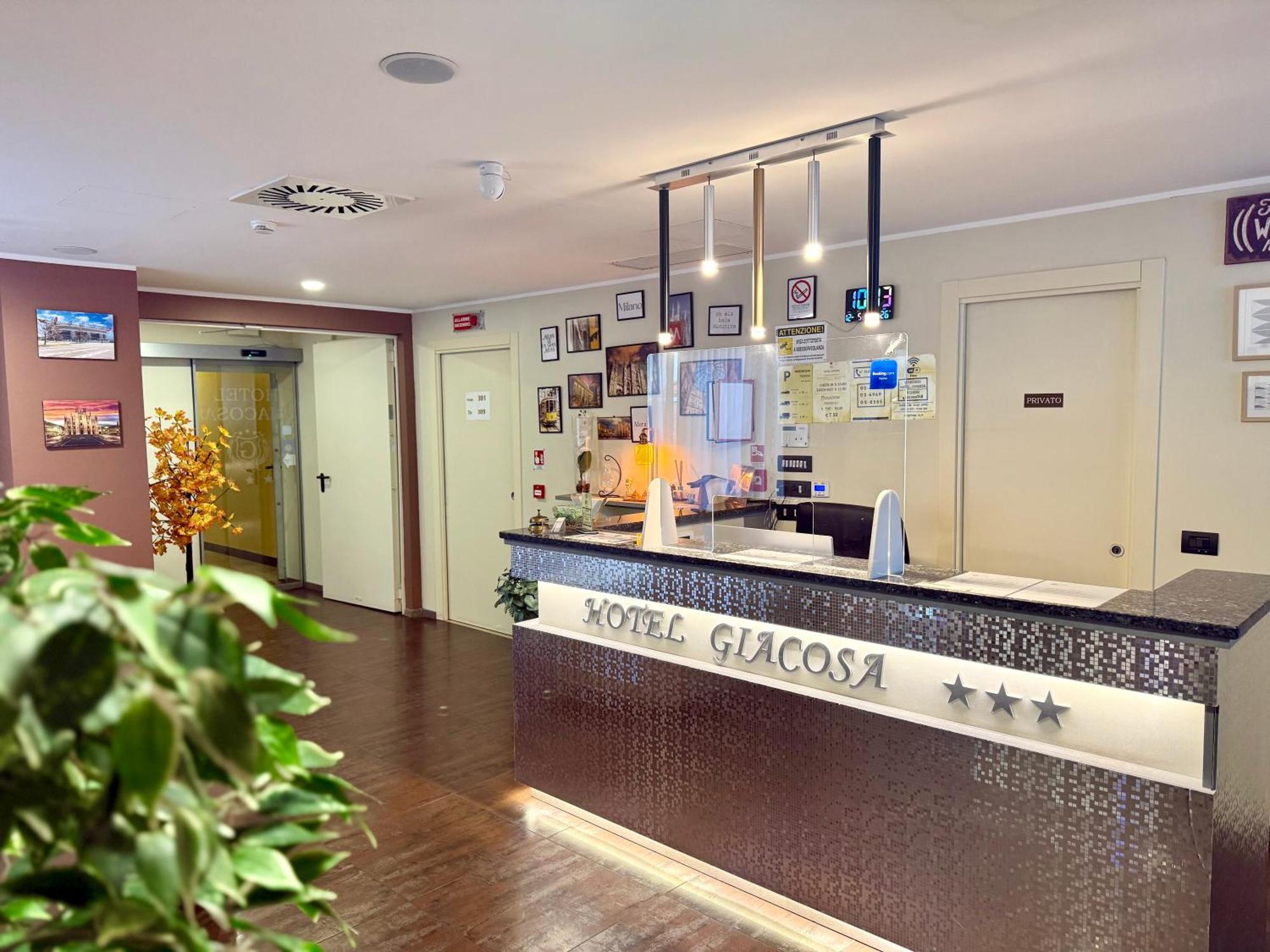 Hotel Giacosa ميلان المظهر الخارجي الصورة
